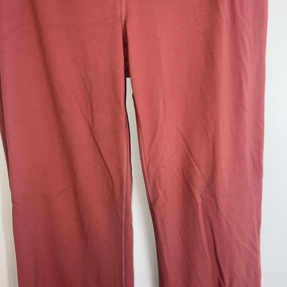 Lululemon flare Coral Leggings size 8 - Picture 4 of 12